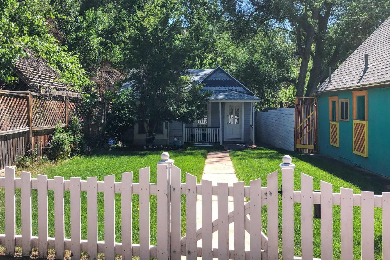 Creekside Home With Patio, Walk To Manitou Incline! Manitou Springs Buitenkant foto